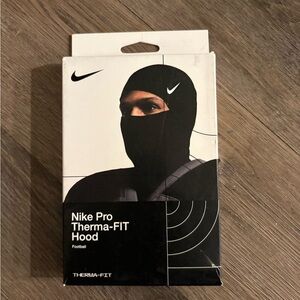 Nike Pro Therma-FIT Hood - Black and White